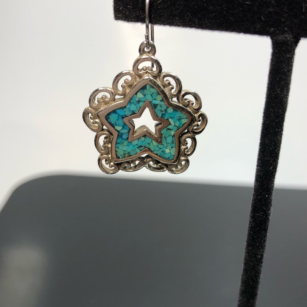 Trifari Dark Silver Tone Star Dangle Pierced Earrings with Turquoise Chip Enlay - Picture 5 of 10
